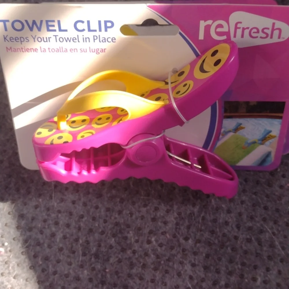 🏖️ Towel Clips! - Picture 4 of 4